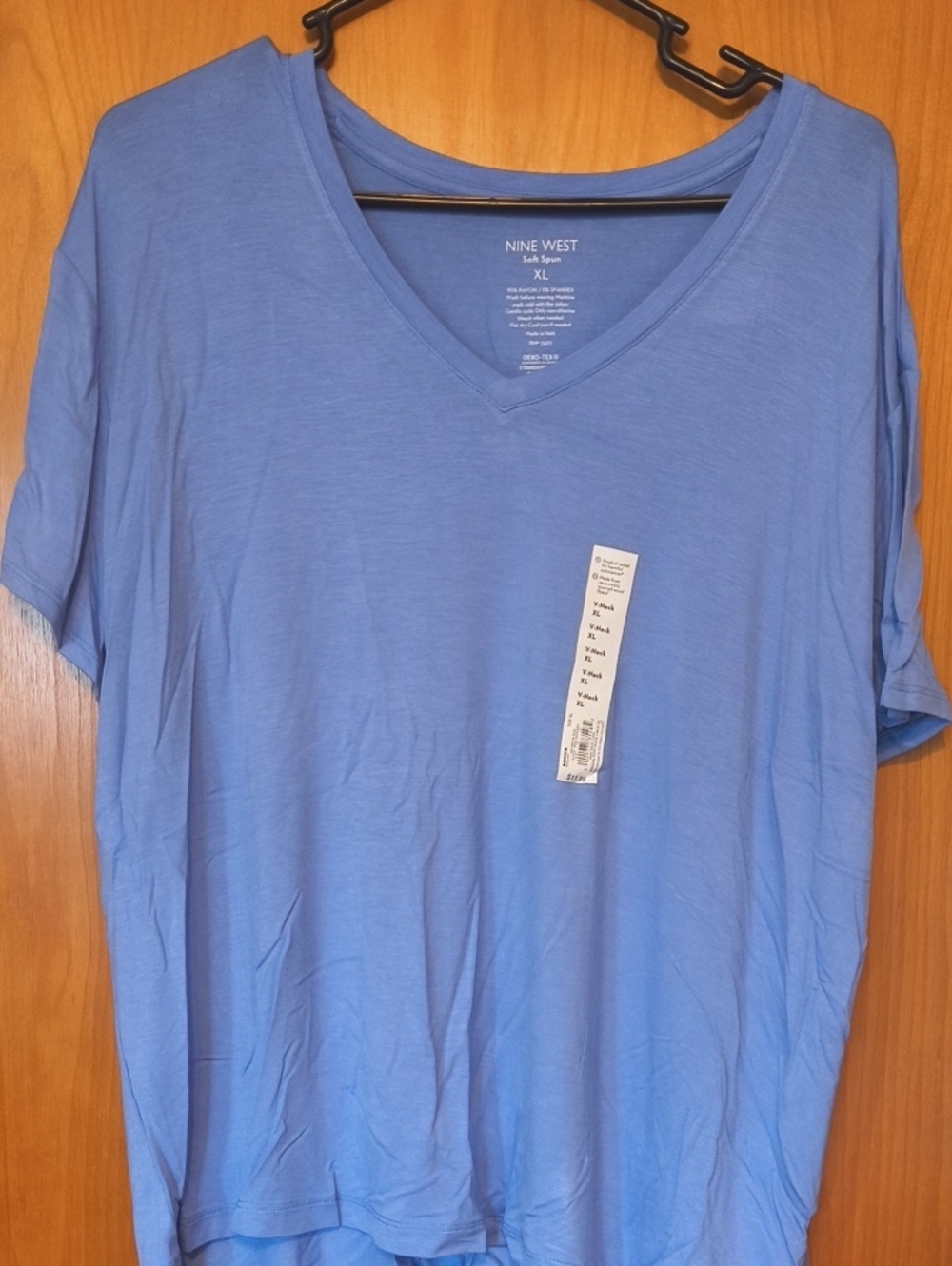 Nine West Women's Light Blue V-Neck Short Sleeve Tee